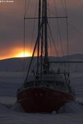 326 Montagnes et nuages cachent le soleil