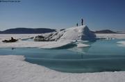 851 Iceberg et sa piscine