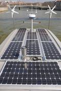 010 Panneaux solaires et eoliennes