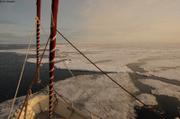 074 Baie de Baffin encore bien englacee