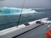 33 En trimaran entre les glaces