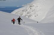 041 Skier au dessus des fjords