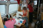 043 Amis et travaux couture