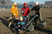 052 Traineau a chiens a roues