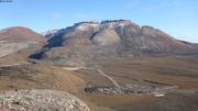 Montagne King George et dump Arctic Bay