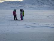 Aurore et copines sur lac gele