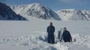 Eric et Brittany station GPS glacier Belcher©EB