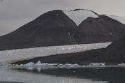 Glacier qui surge fjord du Cap Sud ©EB