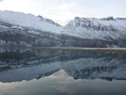 Reflet1 fjord Starnes ©EB