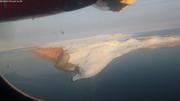 Arctic Bay et falaises depuis avion Canadian North ©France Pinczon du Sel