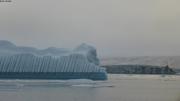 Iceberg devant glacier ©EB