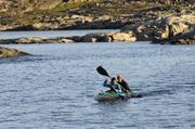 Marilyne et Vincent explorent en kayak©EB