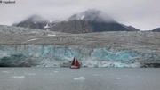 Devant le glacier Esmark