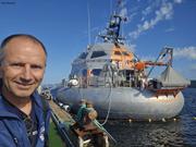 1130 Embarquement pour 8 mois a bord de Tara Polar Station©Eric Brossier